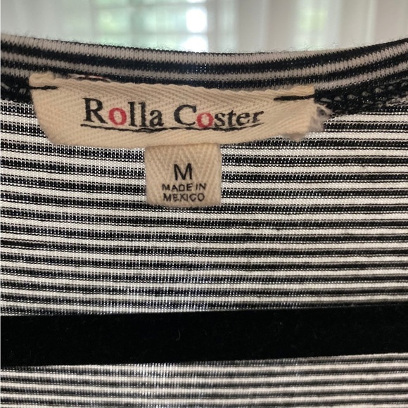 Chic Black and white striped dress. - Picture 4 of 4